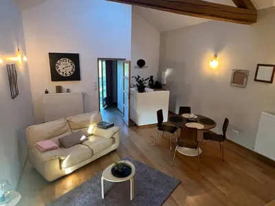 Coin salon dans l'établissement 5 mn Vienne, confort et calme à la campagne
