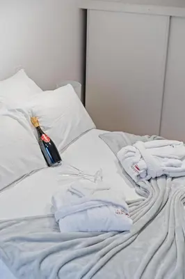 Un ou plusieurs lits dans un hébergement de l'établissement Loft DYANE - Le Méridien #Parking #Lave-linge #Clim #Netflix