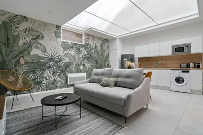 Cuisine ou kitchenette dans l'établissement Loft DYANE - Le Méridien #Parking #Lave-linge #Clim #Netflix