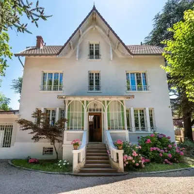 La Cloche - Family house with pool ang garden