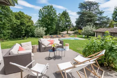 Jardin de l'établissement La Belle Etoile - Convivial house with a relaxed holiday atmosphere