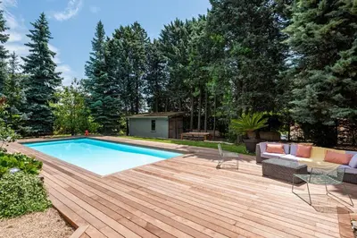 Piscine de l'établissement La Saulière - Family house with zen and trendy decoration ou située à proximité