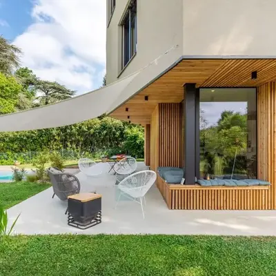 Souvenirs architect's house with pool and garden