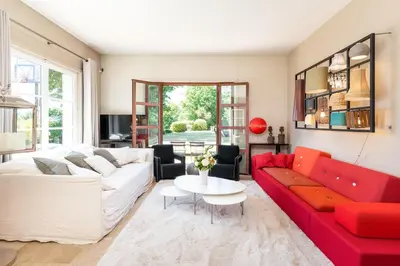 Coin salon dans l'établissement Le Mas - House with swimming pool in a privileged environment