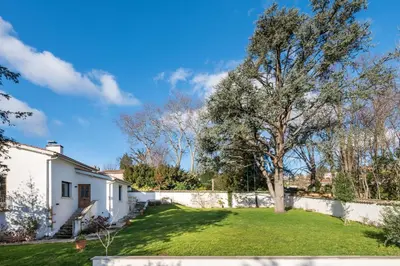 Jardin de l'établissement Maison Ré - chic and relaxed house with pool and garden