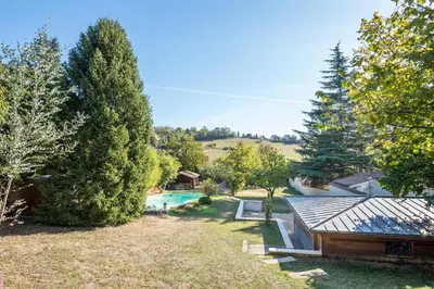 Jardin de l'établissement Les Pierres - Charming and typical stone house