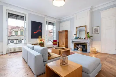 Coin salon dans l'établissement L'Authentique - Appartement en coeur de ville