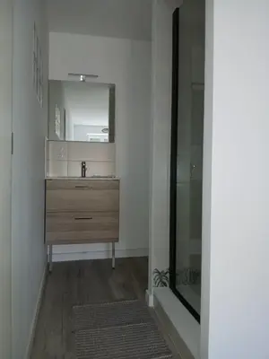 Salle de bains dans l'établissement Tropical marlieux