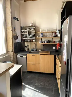 Cuisine ou kitchenette dans l'établissement Beau T3 Canut lumineux de 75m2