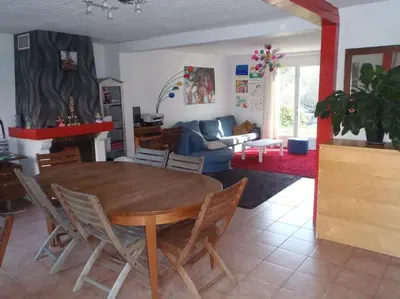 Coin salon dans l'établissement Grande maison famille proche de Lyon