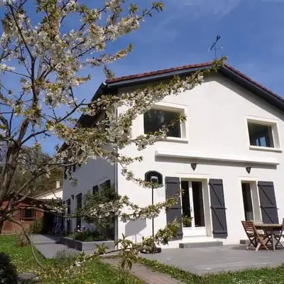 Grande maison famille proche de Lyon
