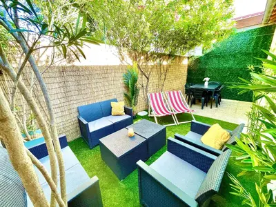 Coin salon dans l'établissement BnGo I Maison Terracotta I Jardin, Garage, 3 chambres, 9 personnes