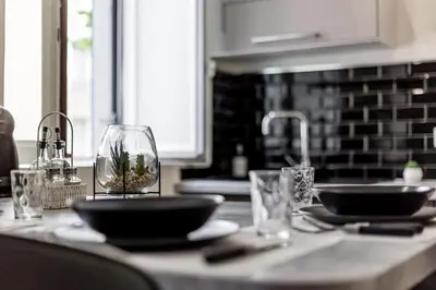 Cuisine ou kitchenette dans l'établissement Escapade urbaine- Monchat- Lyon