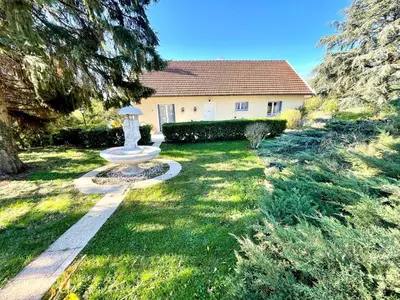 Jardin de l'établissement Chambre dans villa avec SDB WC et piscine privée