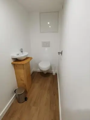 Salle de bains dans l'établissement gites des ammonites