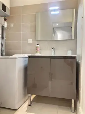 Plan de l'établissement Appartement Élégant et Confortable coté gare