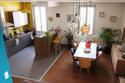 Cuisine ou kitchenette dans l'établissement Cosy Bella appartement proche PartDieu