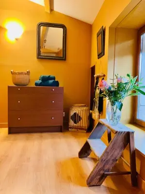 Télévision ou salle de divertissement dans l'établissement Bienvenue au Clos d Albertine