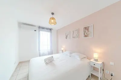 Plan de l'établissement Large bright apartment with balcony Villeurbanne