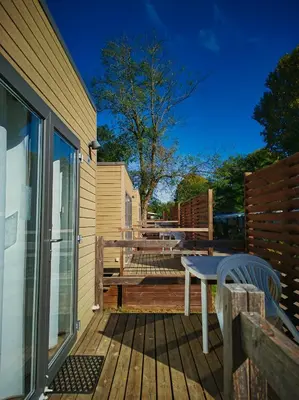 Balcon ou terrasse dans l'établissement Lodge Hôtel & Spa Les Voiles du Grand Large