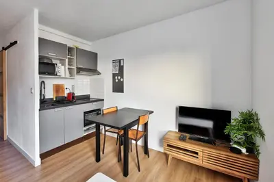 Cuisine ou kitchenette dans l'établissement Cocon fifa