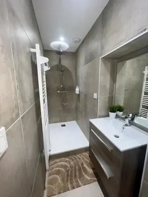 Salle de bains dans l'établissement Studio cosy cœur de ville