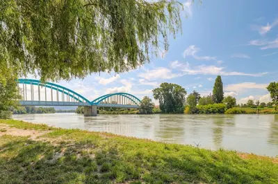 Vue sur la rivière ou le fleuve situé(e) à proximité de l'appartement