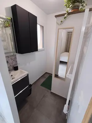 Salle de bains dans l'établissement Au cœur des pierres dorées