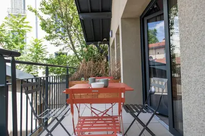 Balcon ou terrasse dans l'établissement Suite Kella 2 - Tassin - Beau studio rénové