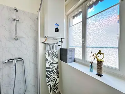 Salle de bains dans l'établissement Suite Flamenco - Appartement 6 personnes - Check in h24 & Wifi