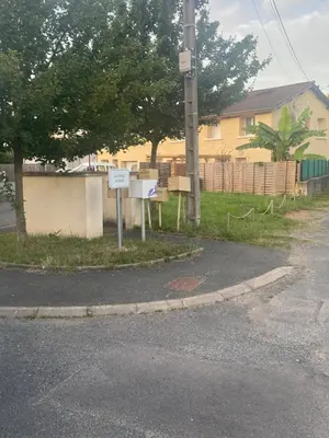 Quartier de la villa ou autre quartier proche