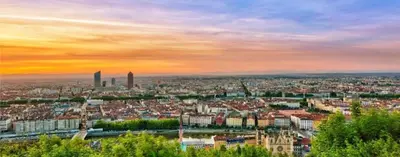 Vue générale sur Vénissieux ou vue de la ville depuis l'appartement