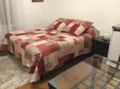 Un ou plusieurs lits dans un hébergement de l'établissement B&B 