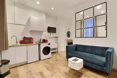Cuisine ou kitchenette dans l'établissement Le Petit Condé - Fully equipped studio - Lyon 2nd