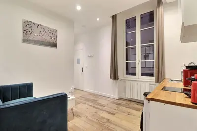Cuisine ou kitchenette dans l'établissement Le Petit Condé - Fully equipped studio - Lyon 2nd