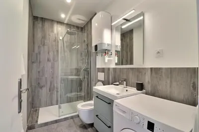 Salle de bains dans l'établissement Le Péri - T1 Apartment 4 Guests - Villeurbanne