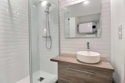 Salle de bains dans l'établissement Le Zanzibar - Lovely Bright Apartment - Villeurbanne