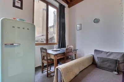 Coin salon dans l'établissement La Loge - Beautiful T2 Apartment - Lyon 5th