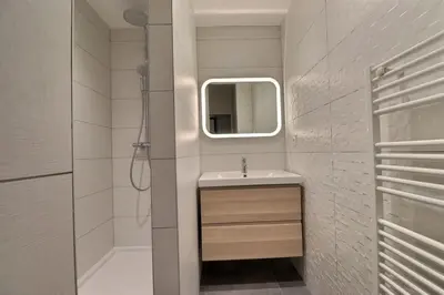 Salle de bains dans l'établissement La Loge - Beautiful T2 Apartment - Lyon 5th