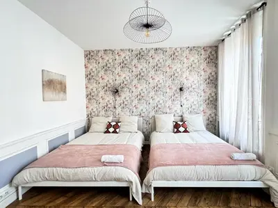 Un ou plusieurs lits dans un hébergement de l'établissement Merengue - Appartement 10 personnes - Check in h24 & Wifi