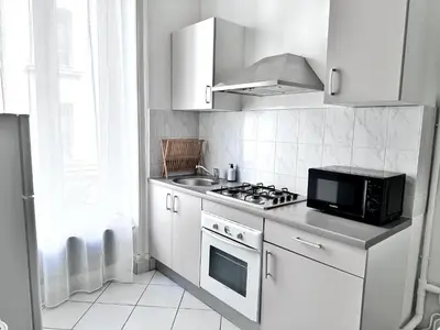 Cuisine ou kitchenette dans l'établissement Merengue - Appartement 10 personnes - Check in h24 & Wifi
