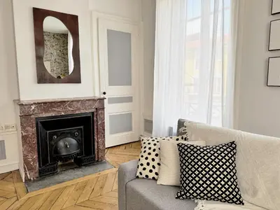 Coin salon dans l'établissement Merengue - Appartement 10 personnes - Check in h24 & Wifi