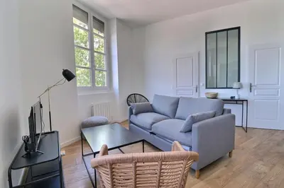 Coin salon dans l'établissement Le Quai d'Or - Apartment for monthly rental - Lyon 4th