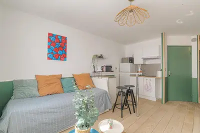 Cuisine ou kitchenette dans l'établissement Le Florence - Studio Grange Blanche