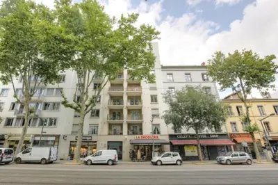 Quartier de l'appartement ou autre quartier proche
