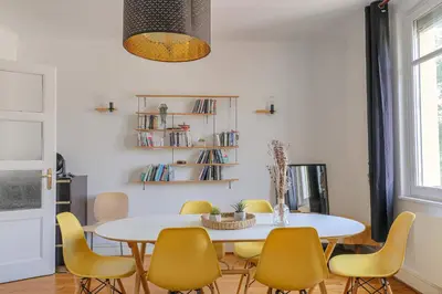Cuisine ou kitchenette dans l'établissement Chaleureux et Cosy avec parking privé