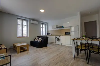 Cuisine ou kitchenette dans l'établissement Le Westy 1