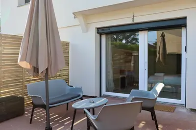 Coin salon dans l'établissement Suite l'Aparté