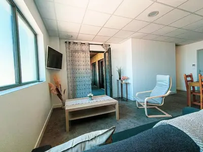 Télévision ou salle de divertissement dans l'établissement La Gaufrette