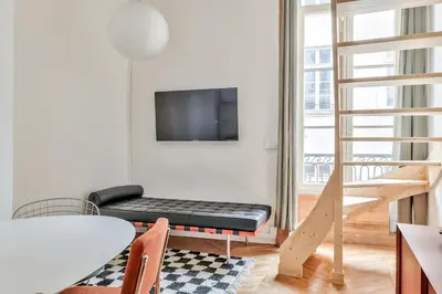 Télévision ou salle de divertissement dans l'établissement NOCNOC Le Boudoir
